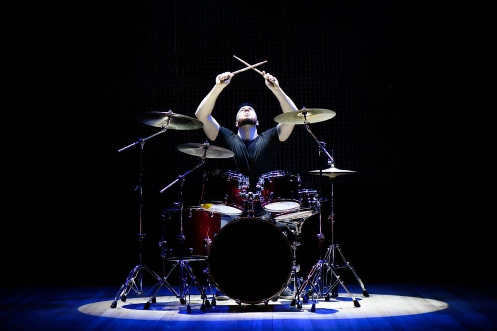 Baterista de Los Jacks, amigo de Juan, quien propuso tener a JM Sports como patrocinador.